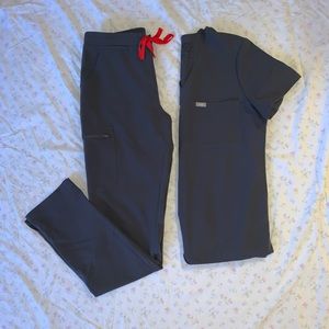 Figs Scrubs set charcoal. Top S, bottom ST